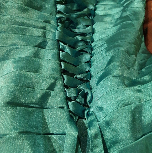 Prom dress - Picture 5 of 6